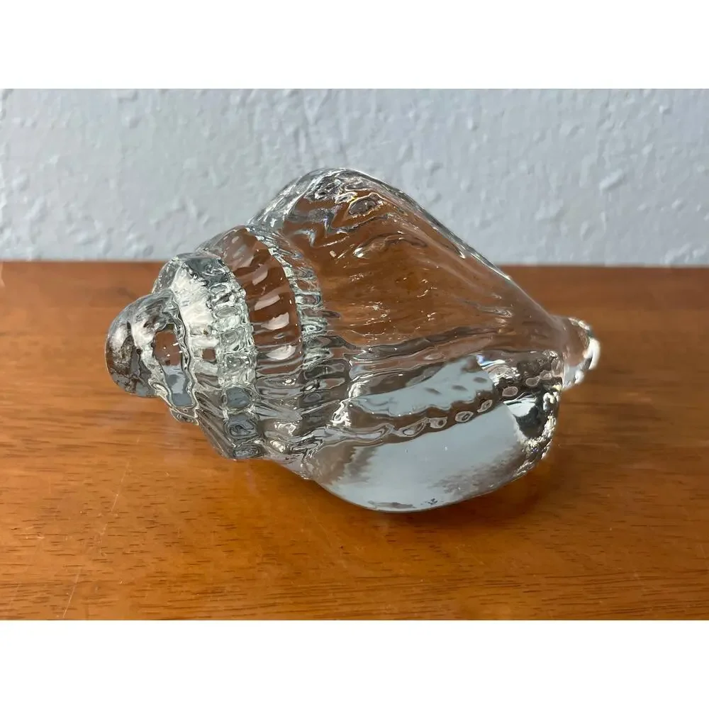 VTG Hand Blown Art Glass Conch Shell Paperweight Seashell